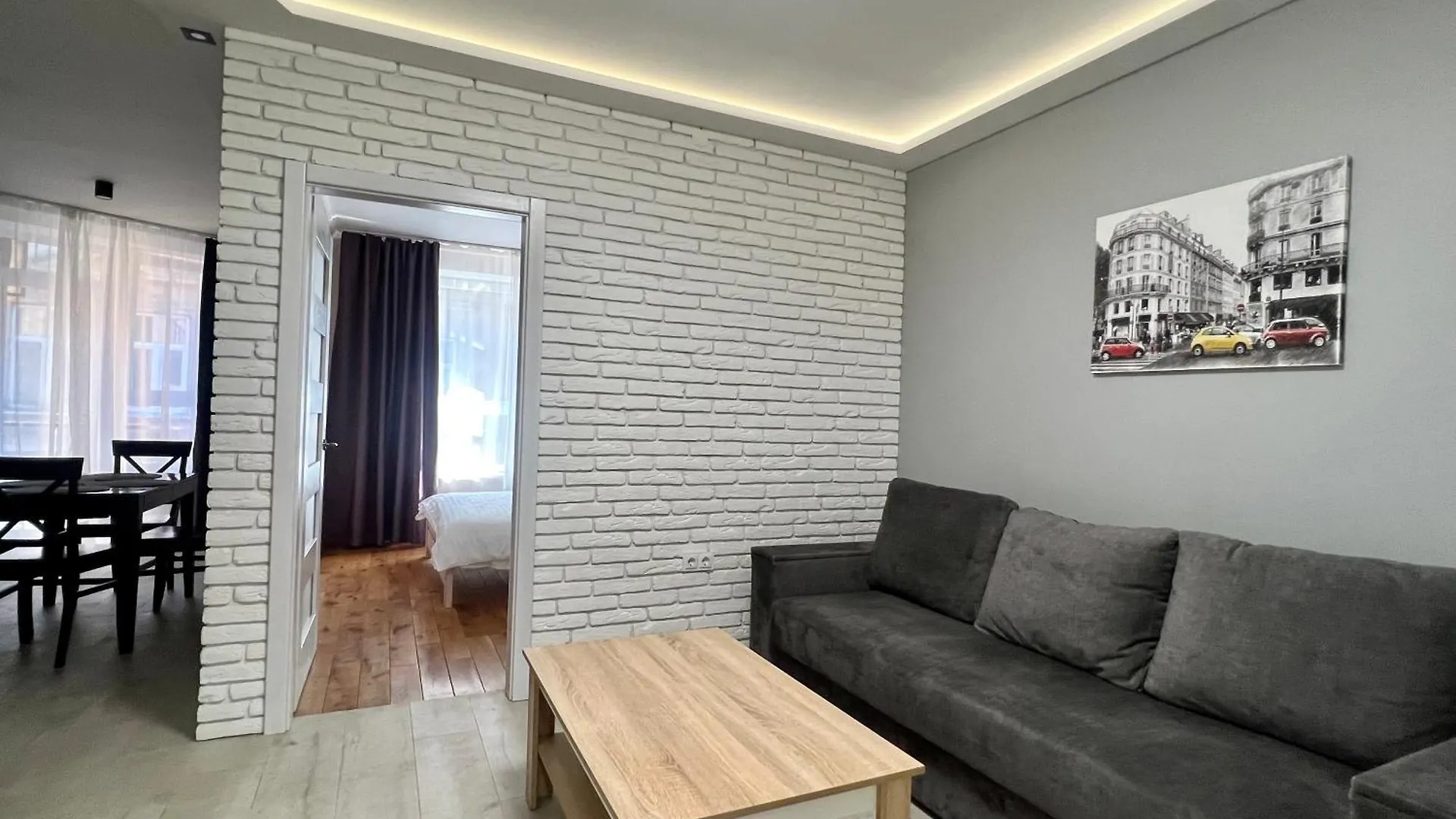 Apartments Old City 리비프